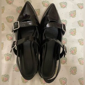 Old Navy Black Flats